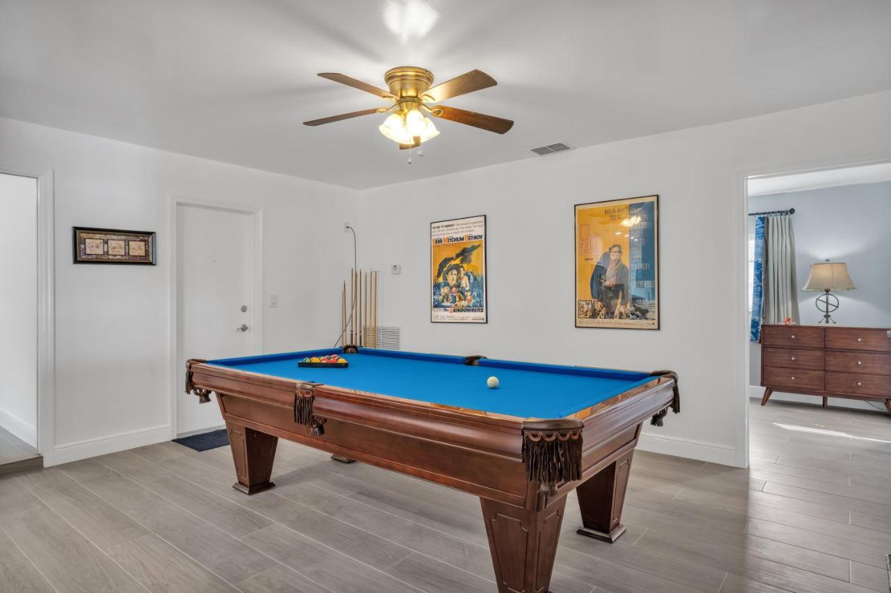 4 Bd Near Spacious Solar Heated Pool Waterfront Holiday home Pompano Beach