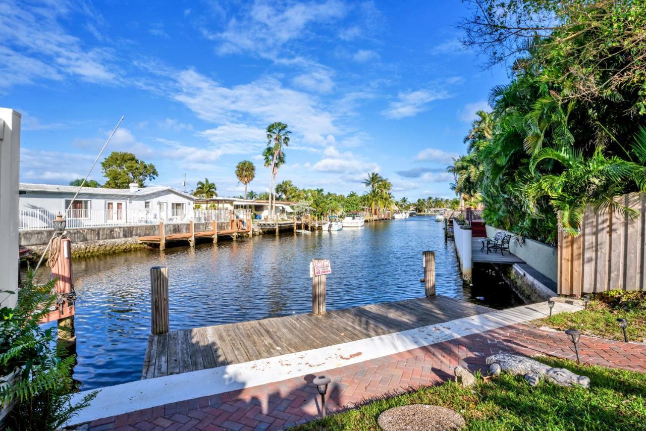 4 Bd Near Spacious Solar Heated Pool Waterfront Pompano Beach